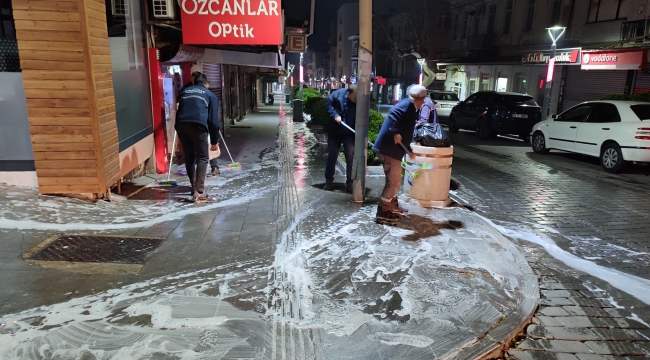 İlçede dip köşe bayram temizliği