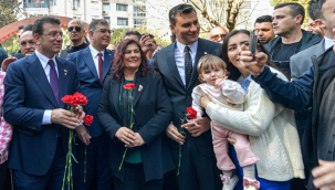 İmamoğlu Atatürk'ün annesi Zübeyde hanım anıt mezarını ziyaret etti