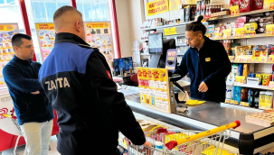 Kırkağaç'da marketlerde zabıta denetimi