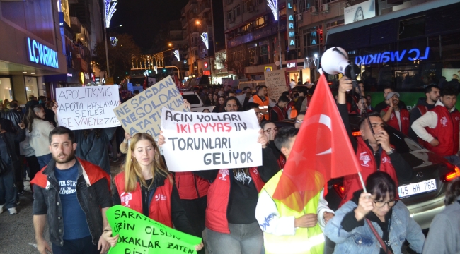 Manisalılar hak hukuk ve adalet için yürüdü