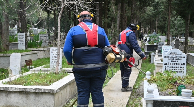 Mezalıklarda bayram temizliği