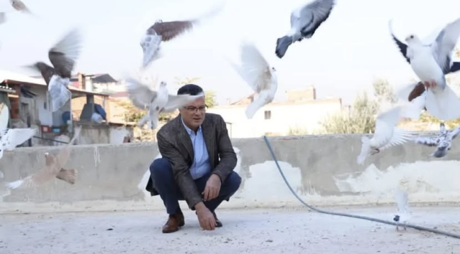 Öküzcüoğlu''sizlere güvercin yolluyorum kanatlarında mutluluk,yüreğinde sevgi olan'