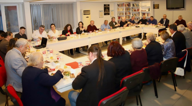 Toplantıda cumhurbaşkanı adayı önseçimi ele alındı