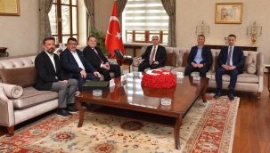 Toplantıda zeytin ve zeytinyağı sektörünün gelişmesi ele alındı