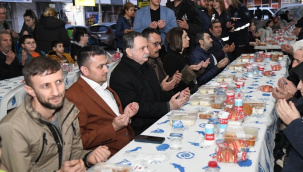 Vatandaşlarla ilk iftar