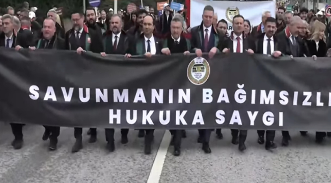 Avukatlar"bağımsız avukat, bağımsız yargı"için yürüdü