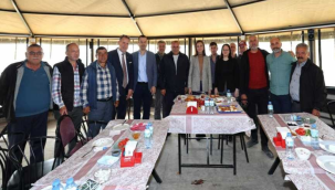 Başkan Durbay kiraz üreticileri ve tüccarlarla buluştu