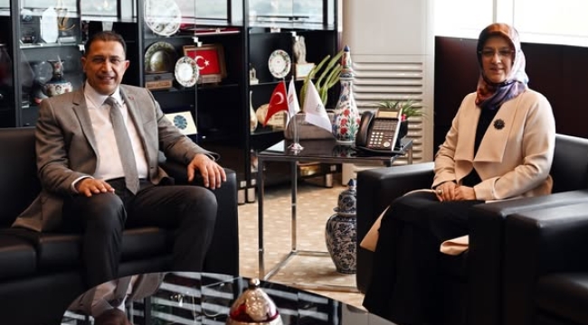 Başkan Tugut CBÜ rektörü Kibar'ı ziyaret etti