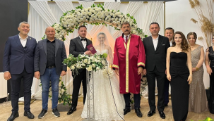 Başkanları buluşturan düğün