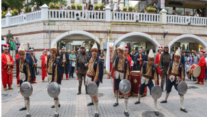 Bursa'nın fethinin 699'uncu yıl dönümü,törenlerle kutlandı