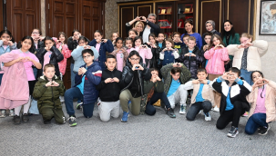 Çocuklar başkan Okur'u sorularıyla terletti