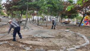Demirci'de parklar yenileniyor