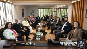 İyi parti heyeti başkan Durbay'ı ziyaret etti