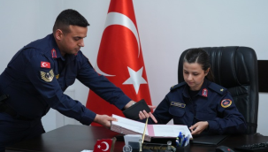 İzmir'in ilk kadın ilçe jandarma komutanı, Karşıyaka'nın huzur ve güvenliği için mesaide