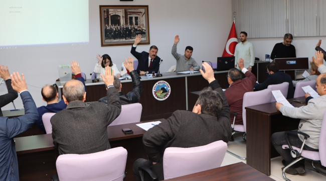 Kula'da hafta içi pazarcıdan pazar yeri işgaliye parası alınmayacak