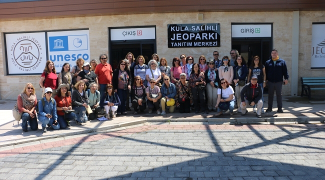 Kula Jeoparkı'nda36 öğretmen jeoloji ve biyoloji eğitimi aldı