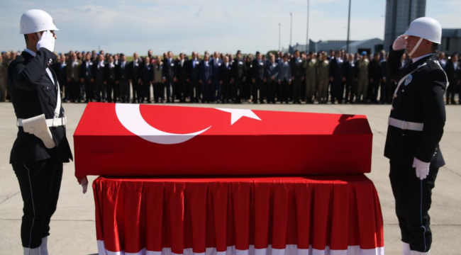 Pençe-Kilit operasyonu bölgesinde bir asker şehit oldu