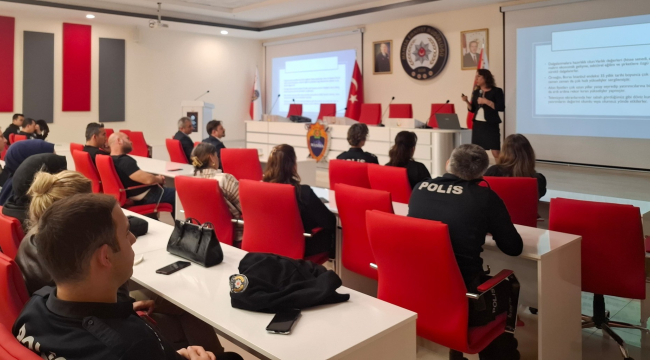 Polise bilinçli harcama,tasarruf ve ekonomik planlama eğitimi