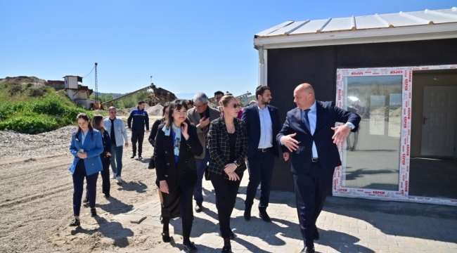 Sokak hayvanları komisyonu, bu kez Gölmarmara'da toplandı