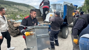 Soma'da tüm mahallerin çöp konteynırları yenilendi