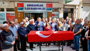 Turangil'e CHP önünde tören