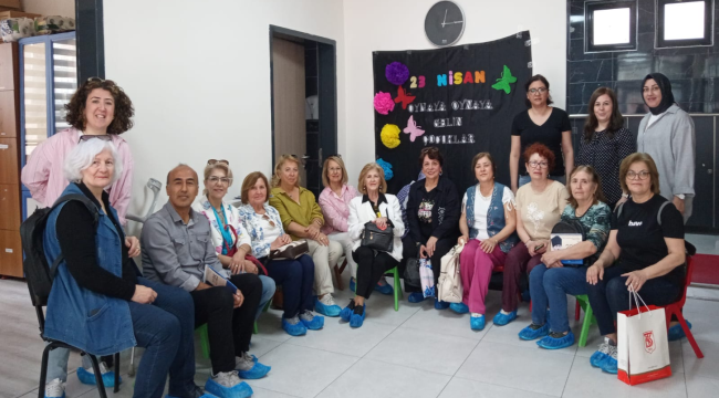 TYSD Manisa Şubesi okula klima bağışladı