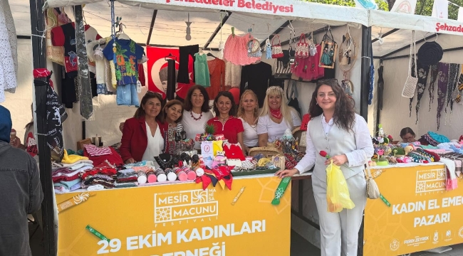 Uluparktdaki el emeği sergileri büyük ilgi görüyor