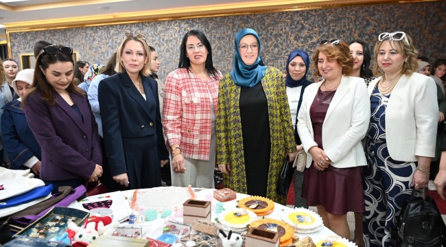 Üniversite öğrencilerine burs için kermes