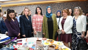Üniversite öğrencilerine burs için kermes