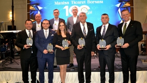 Valiyi beklemeden ödüller dağıtıldı