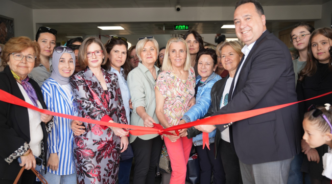 'Zamansız izler' sergisi açıldı