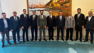 AKP il başkanı Turgut Ankara'da