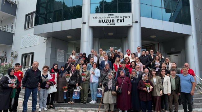 Başkan Okur huzurevinde anneler günü kutladı