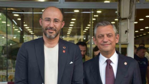 CHP lideri Özel'e Germencik'te coğrafi işaretli çöp şiş ikram edildi