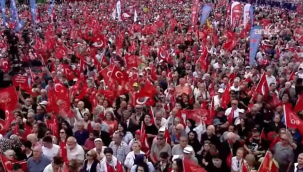 CHP'nin Düzce mitinginde onbinlerce vatandaş 'hak, hukuk ve adalet'diye haykırdı