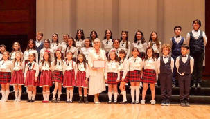 Çok sesli gençlik ve çocuk korosu, İzmir'den ödülle döndü