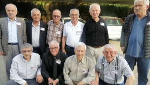 Demirci öğretmen okulu 71 mezunları 46 yıl sonra buluştu