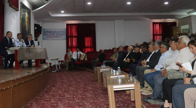 Gördes'te tütün üreticileri kooperatif kurma kararı aldı