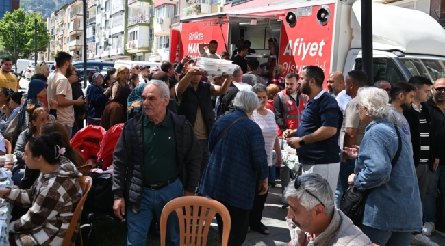 Hıdırellez kahvaltısı neşeli ve renkli görüntülere sahne oldu