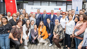 İZMAR marketin üçüncü şubesi Gaziemir'de hizmete açıldı