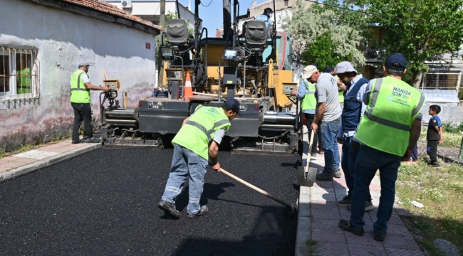 Kazım Karabekir mahallesi 40 yıl sonra yeni asfalta kavuştu