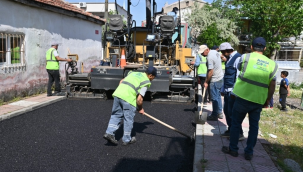 Kazım Karabekir mahallesi 40 yıl sonra yeni asfalta kavuştu