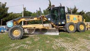Büyükşehir belediyesinden Gördes'e greyder tahsisi