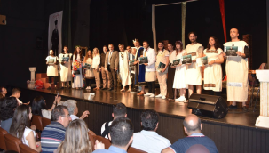 ''Midas'ın kulakları''Salihli'de tiyatroseverlerle buluştu