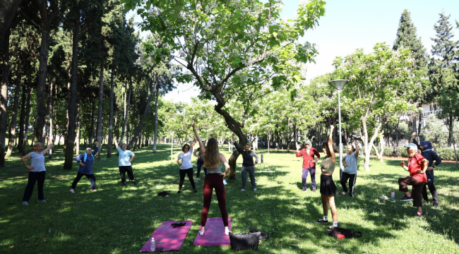 Sağlıklı yaşam açık hava spor ekinliği 