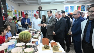 Salihli özel eğitim okulu öğrencilerinin hazırladığı sergi açıldı