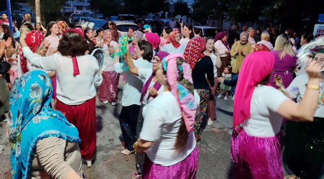 Şalvarı giyen oyun alanına koştu