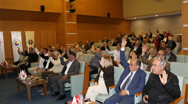 Şenay'' ihracat pazarlarımızı korumakta büyük zorluk yaşıyoruz''