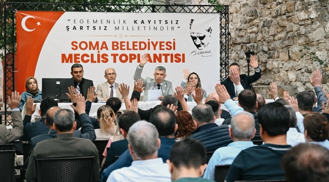 Soma'da bir ilk:açık havada belediye meclis toplantısı