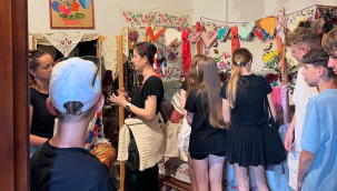 Soma'ya gelen Polanyalı öğrenciler kültür evini gezdi